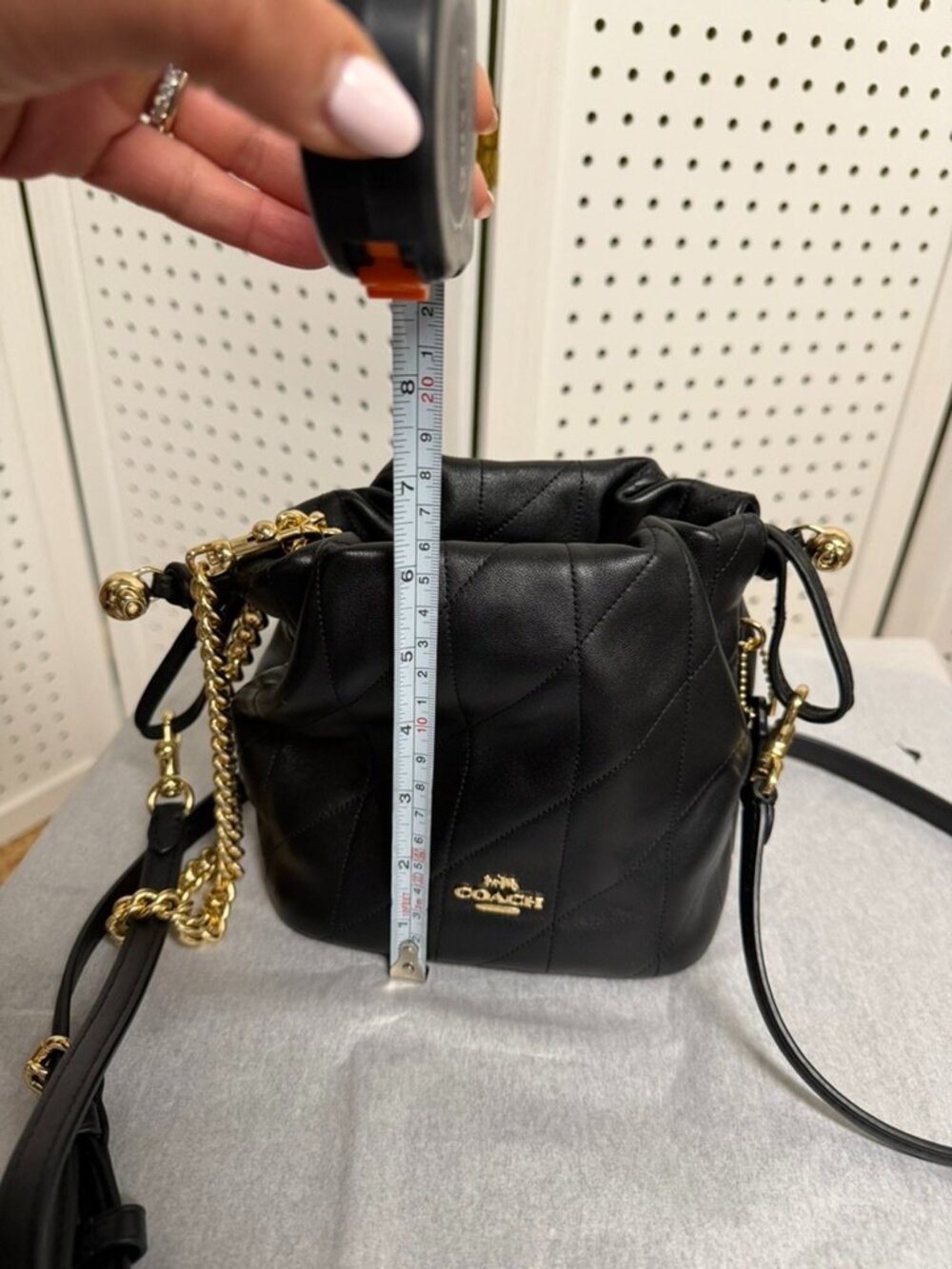 Coach Faye Mini Drawstring Crossbody Shoulder Quilted Black Gold Mini Bag - Picture 15 of 16